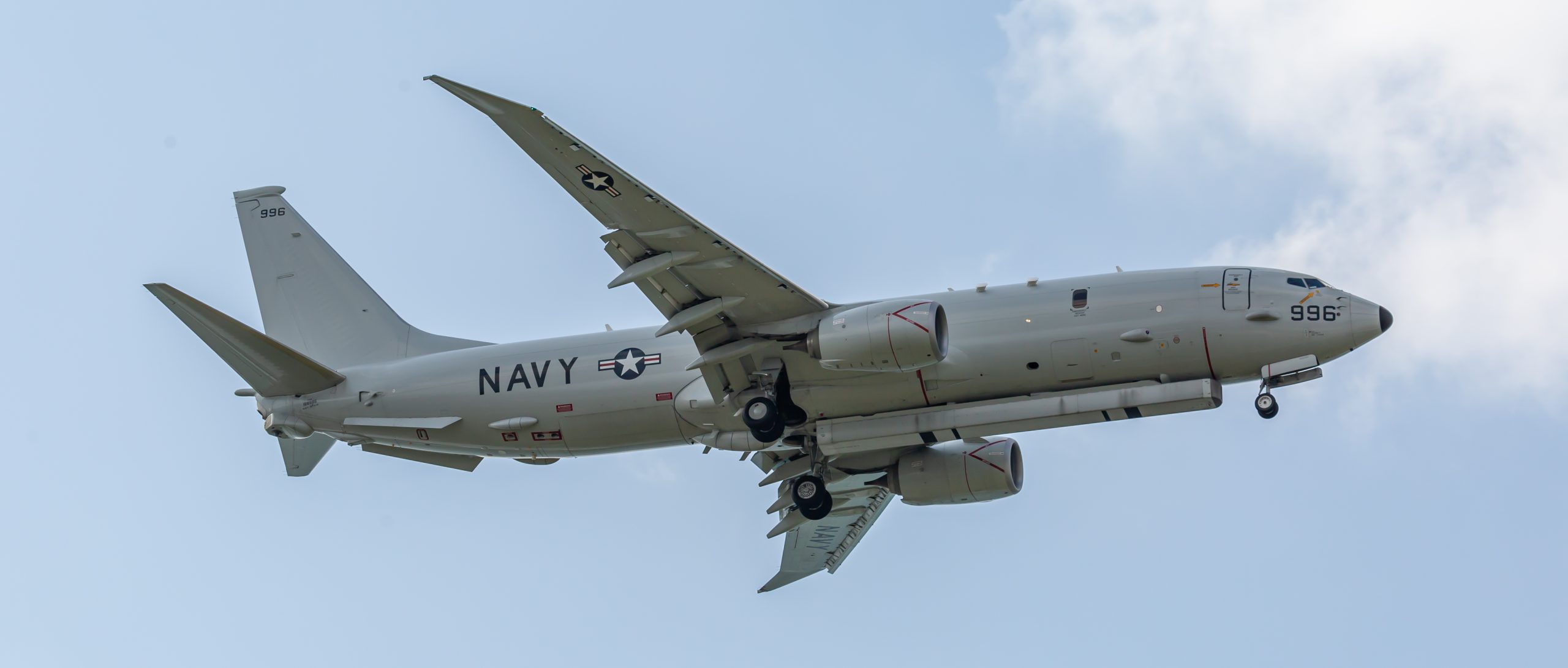 搭载 AN/APS-154 Advanced Airborne Sensor 的 P-8A Poseidon 飞机